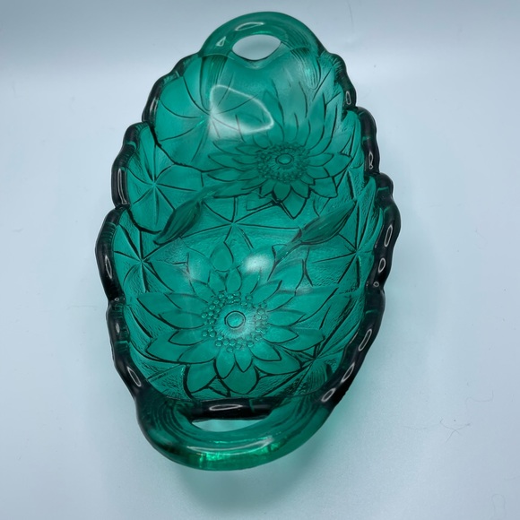 Lily Pons By Indiana Glass, 9.5” Oval In Teal - Picture 3 of 4